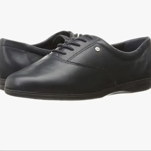 Easy Spirit Women's Motion Black Lace Up Oxfords size 9 - Picture 3 of 9